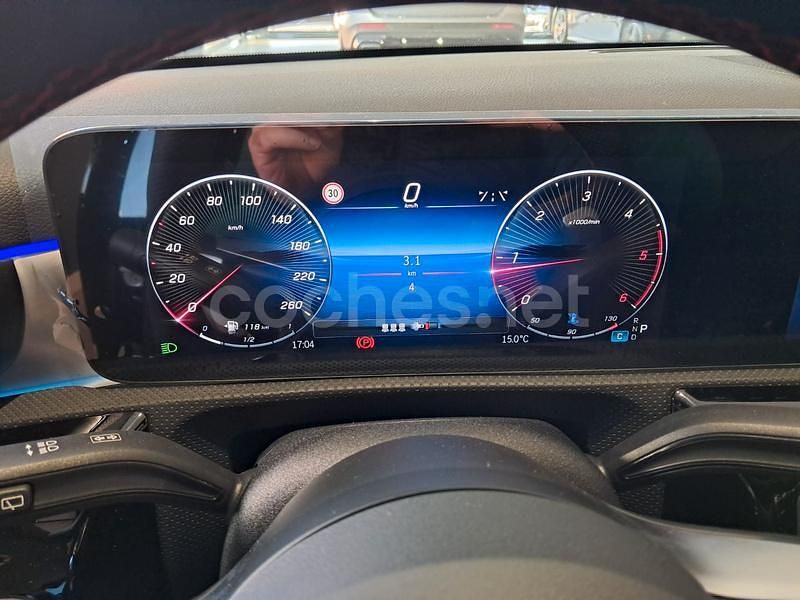 Usado Mercedes A200 150 CV (110 kW) 2024 Negro Berlina