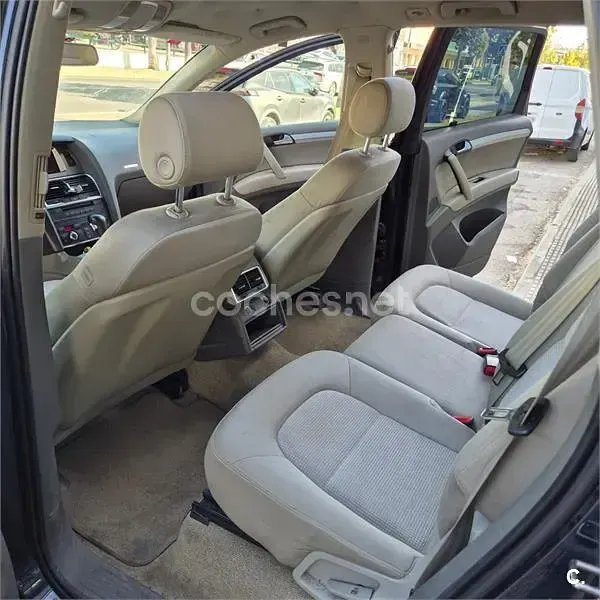 Begagnad Audi Q7 233 HK (171 kW) 2006 Svart SUV