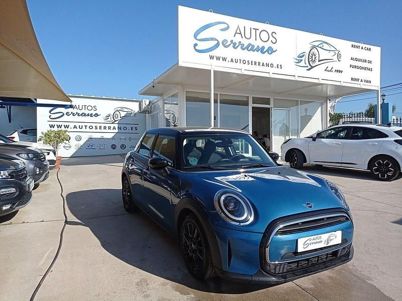 Usado Mini Cooper 136 CV (100 kW) 2023 Azul Utilitario