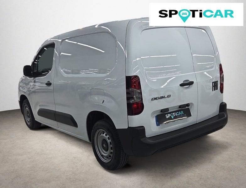 Nuevo Fiat Doblò 100 CV (73 kW) 2025 Blanco Monovolumen