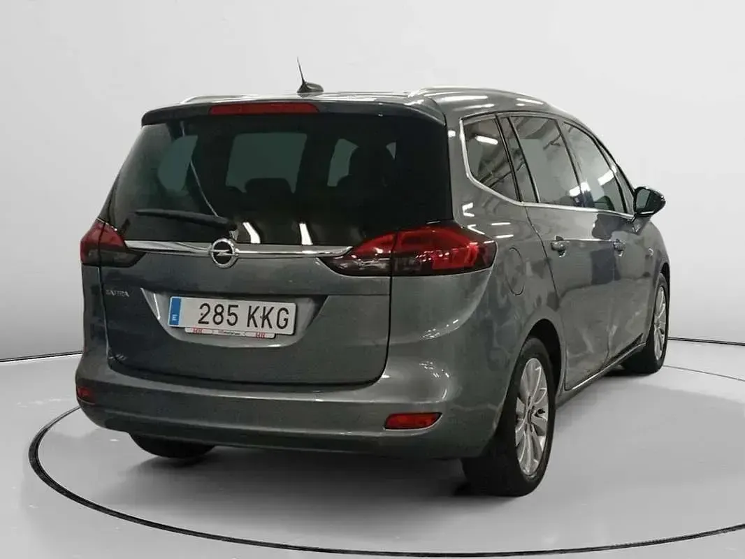 Usado Opel Zafira Excellence 140 CV (102 kW) 2018 Gris Monovolumen