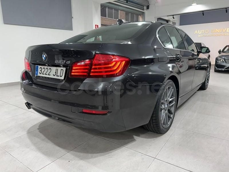 Usado BMW 520 190 CV (139 kW) 2016 Gris / plata Berlina