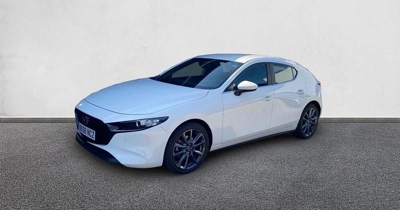 Usado 2025 Mazda 3 Center-Line | 28.500 € (Un poco caro) - Imagen 1/4