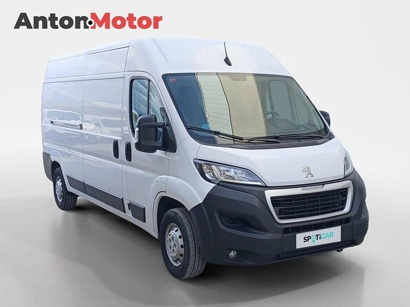 Usado Peugeot Boxer S 140 CV (102 kW) 2021 Blanco Van