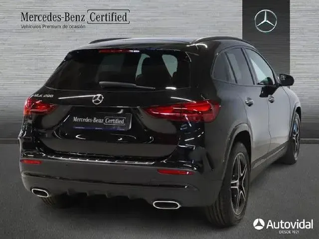 Nuevo Mercedes GLA200 150 CV (110 kW) 2026 Plata hightech SUV