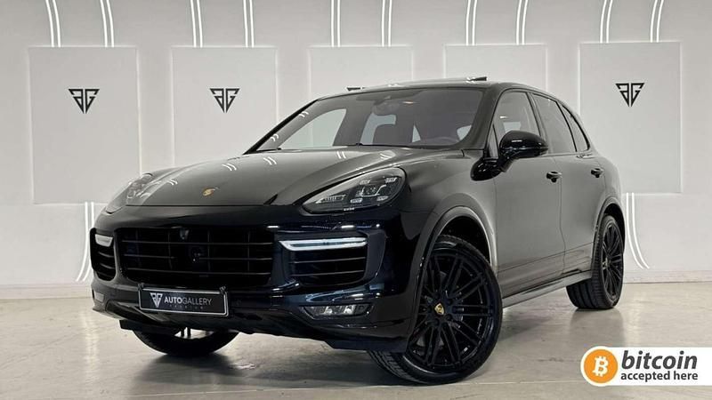 Negro Usado 2015 Porsche Cayenne Turbo SUV | 43.900 € - Imagen 1/4