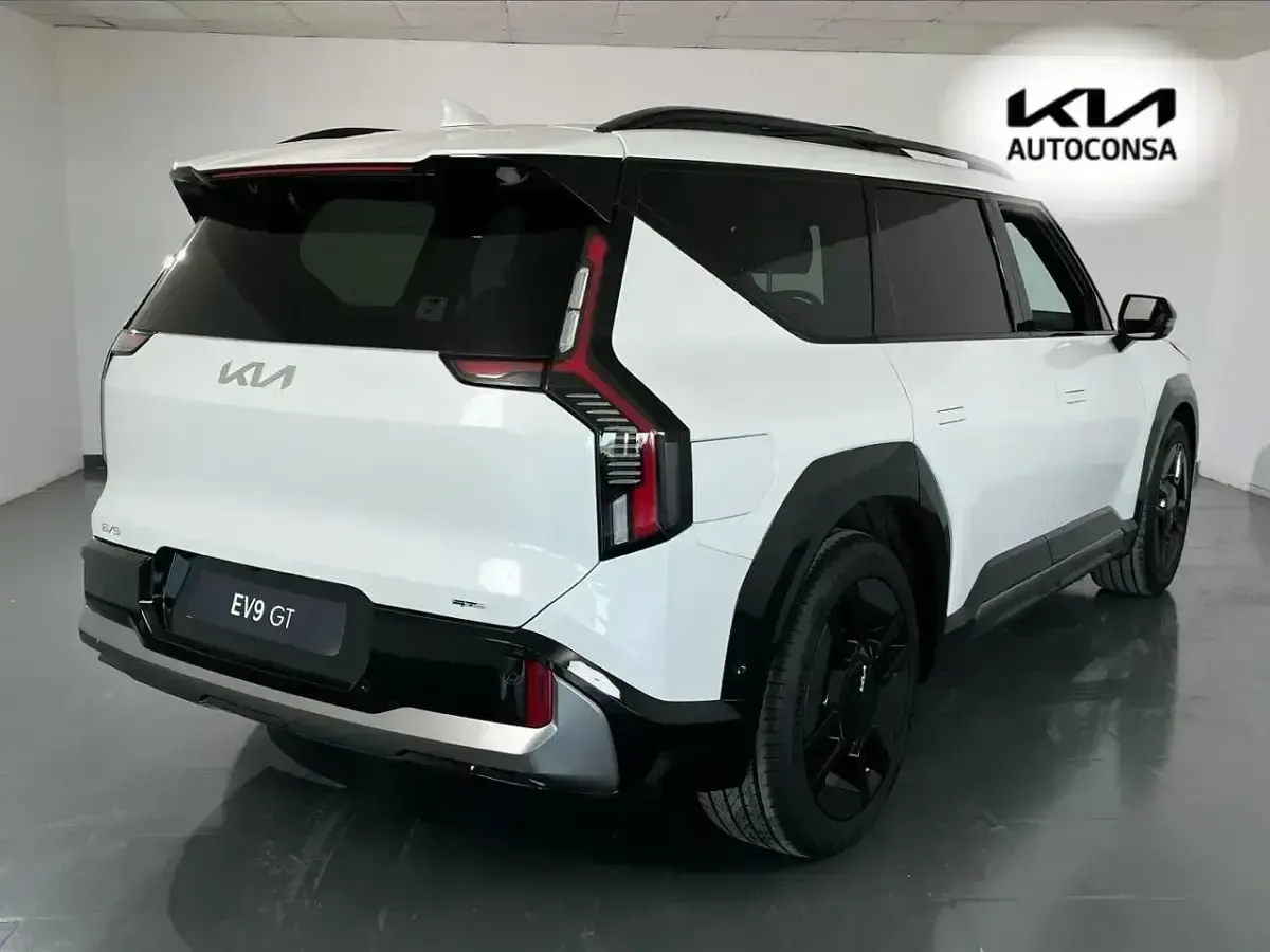 Nuevo Kia EV9 GT-Line 282 kW (384 CV) 2025 Blanco SUV