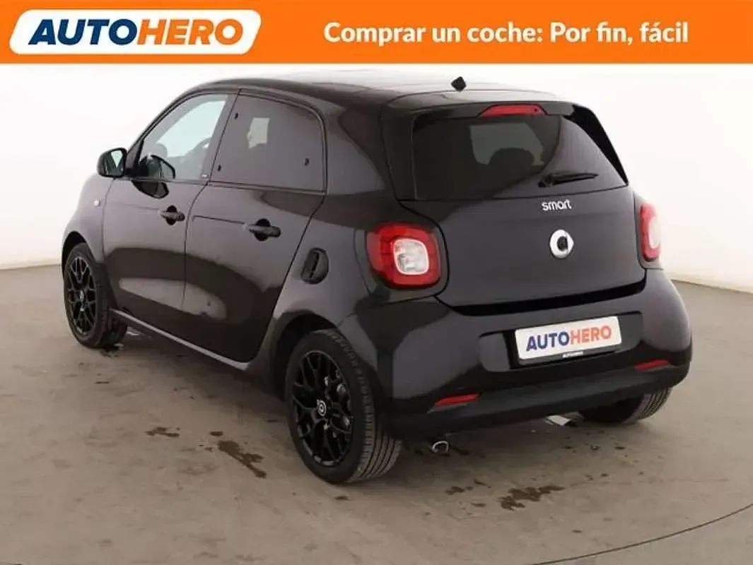 Usado Smart ForFour Basis 90 CV (66 kW) 2017 Negro Utilitario