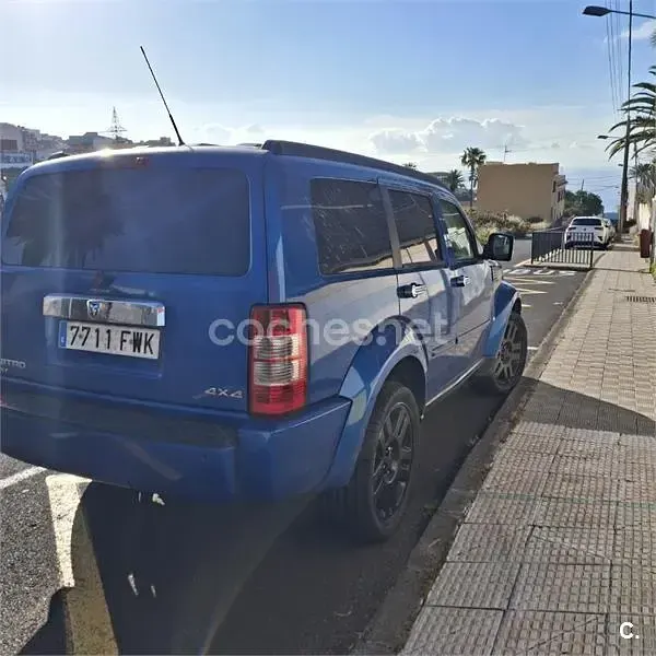 Usado Dodge Nitro SXT 177 CV (130 kW) 2007 Azul SUV