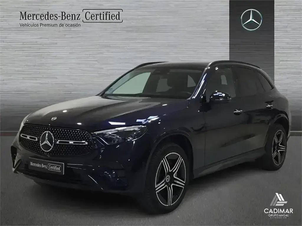 Usado Mercedes GLC300e 320 CV (235 kW) 2023 Azul náutico SUV