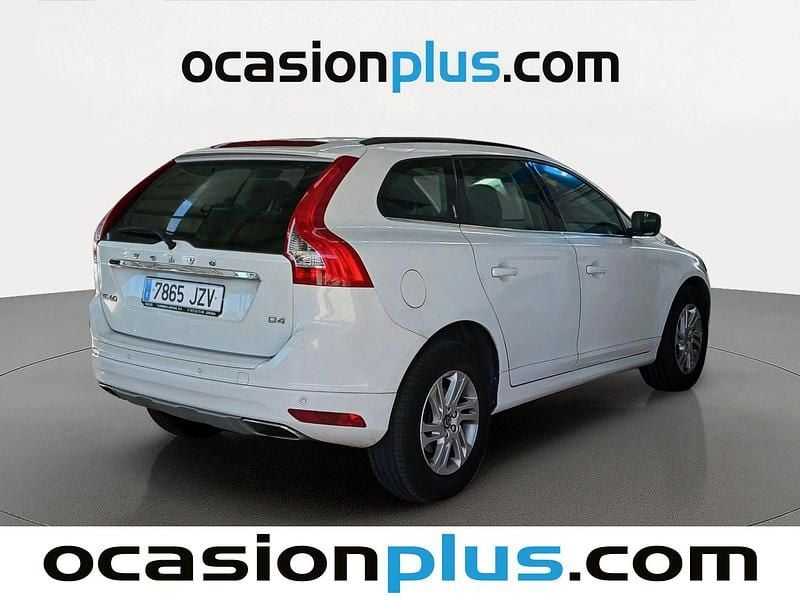 Usado Volvo XC60 Momentum 190 CV (139 kW) 2017 Blanco SUV