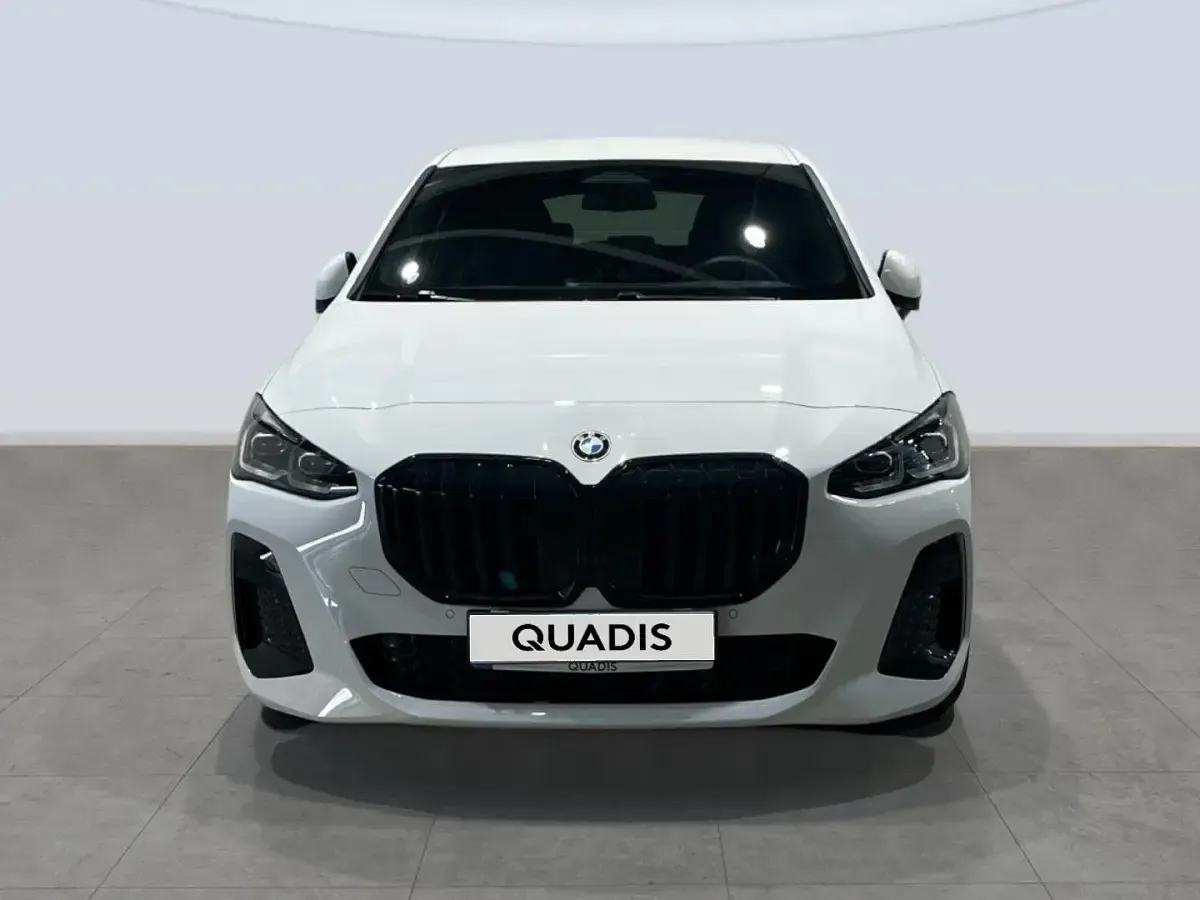 Usado BMW 218 Active Tourer Comfort Edition 150 CV (110 kW) 2026 Blanco Monovolumen