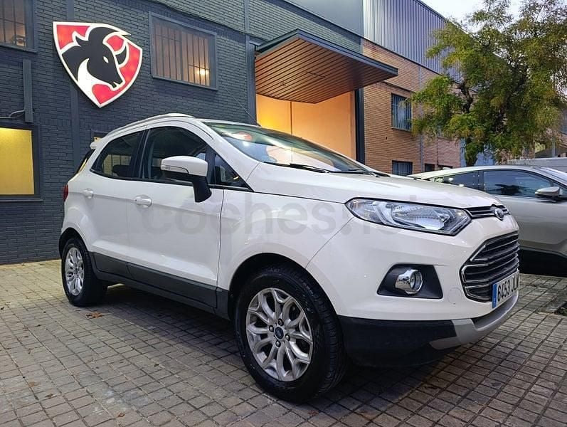 Usado Ford Ecosport Titanium 95 CV (69 kW) 2016 Blanco SUV