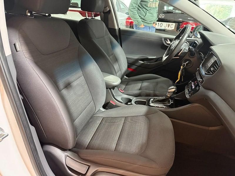 Usado Hyundai Ioniq 141 CV (103 kW) 2020 Blanco Utilitario