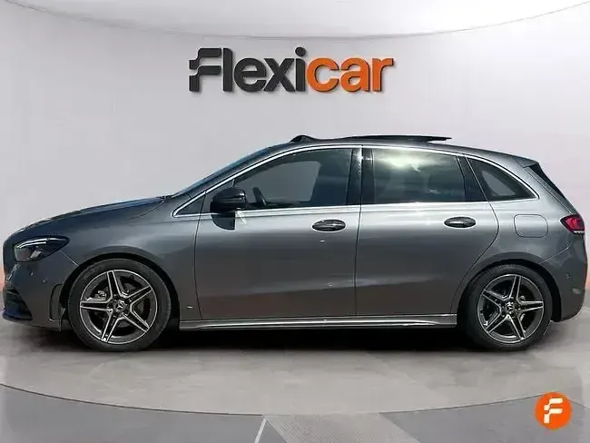 Usado Mercedes B200 150 CV (110 kW) 2019 Gris Monovolumen