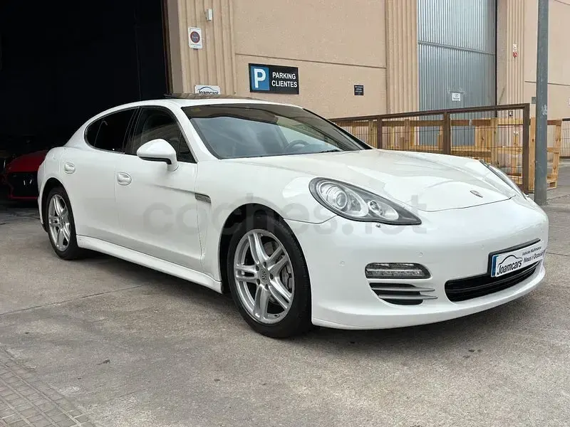 Usado Porsche Panamera 4S 400 CV (294 kW) 2011 Blanco Berlina