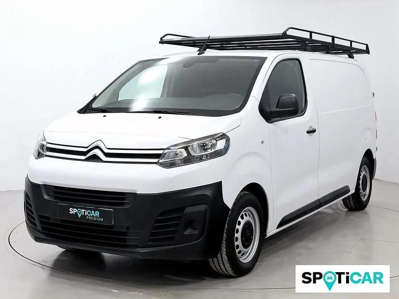 Begagnad Citroën Jumpy 102 HK (75 kW) 2023 Vit Minibuss