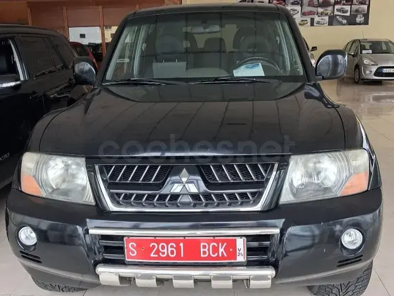 Usado Mitsubishi Montero Intense 160 CV (117 kW) 2005 Negro SUV