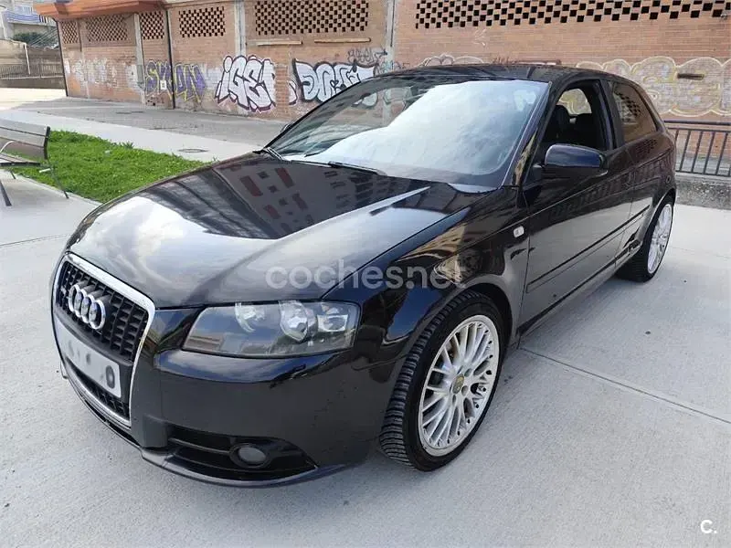 Usado Audi A3 Attraction 150 CV (110 kW) 2007 Negro Utilitario