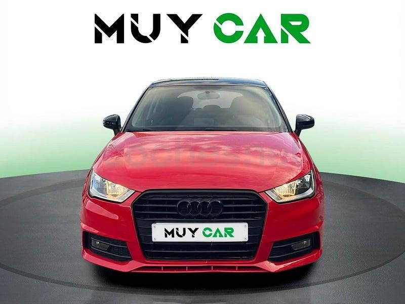 Usado Audi A1 Sportback Exclusive 95 CV (69 kW) 2018 Rojo Utilitario
