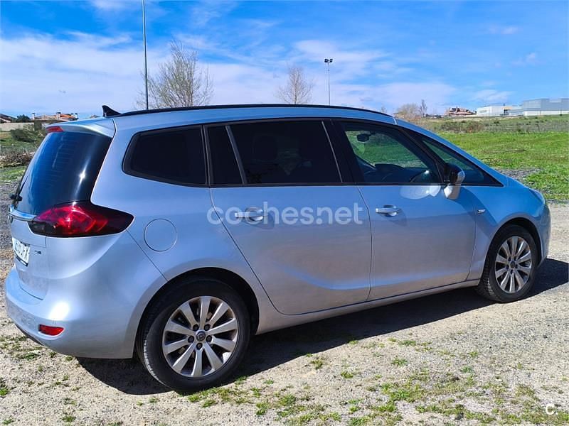 Usado Opel Zafira Tourer Selective 130 CV (95 kW) 2015 Blanco Monovolumen
