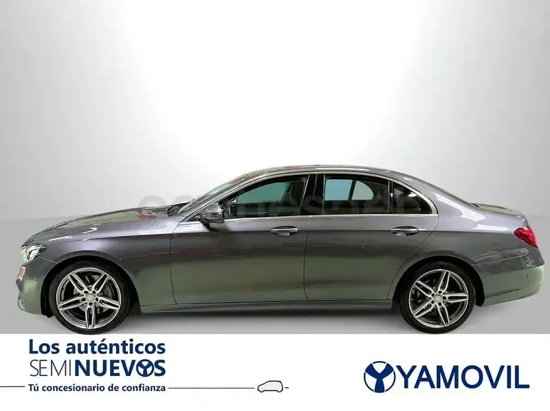 Usado Mercedes E220 194 CV (142 kW) 2017 Gris / plata Berlina