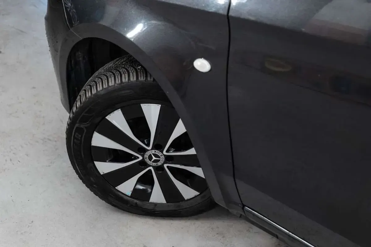 Usado Mercedes Vito 163 CV (119 kW) 2024 Gris Van