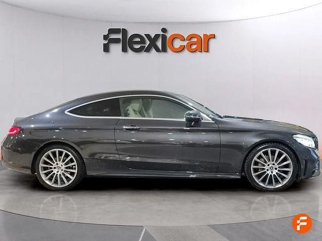 Usado Mercedes C220 194 CV (142 kW) 2022 Gris Coupe