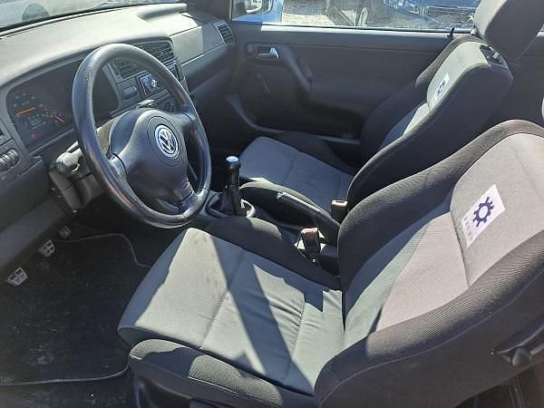 Usado VW Golf IV 115 CV (84 kW) 2002 Azul