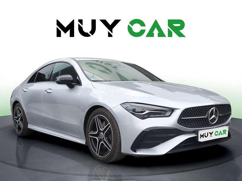 Usado Mercedes CLA200 163 CV (119 kW) 2024 Plateado Coupe