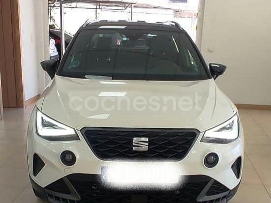 Blanco Usado 2024 Seat Arona FR SUV | 21.400 € (Un poco caro) - Imagen 1/4