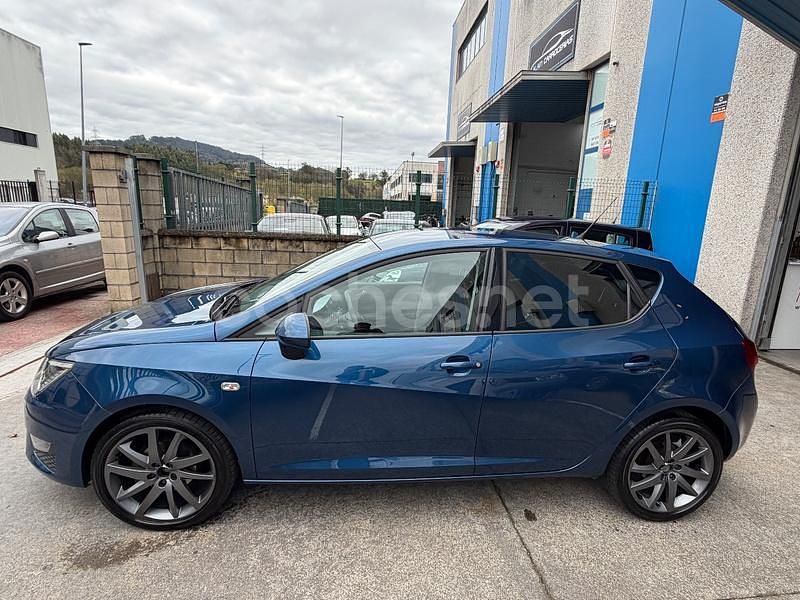 Usado Seat Ibiza FR 105 CV (77 kW) 2015 Azul Berlina
