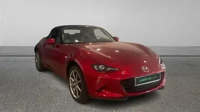 Nuevo Mazda MX5 Exclusive-Line 132 CV (97 kW) 2026 Rojo Descapotable