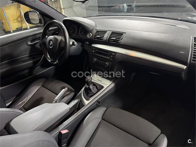 Usado BMW 118 143 CV (105 kW) 2009 Negro Utilitario