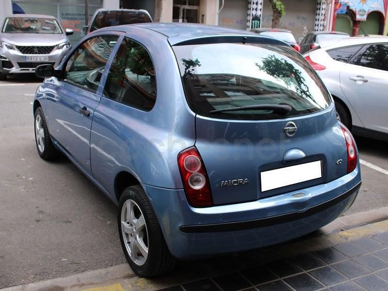 Usado Nissan Micra Tekna 86 CV (63 kW) 2007 Azul Berlina