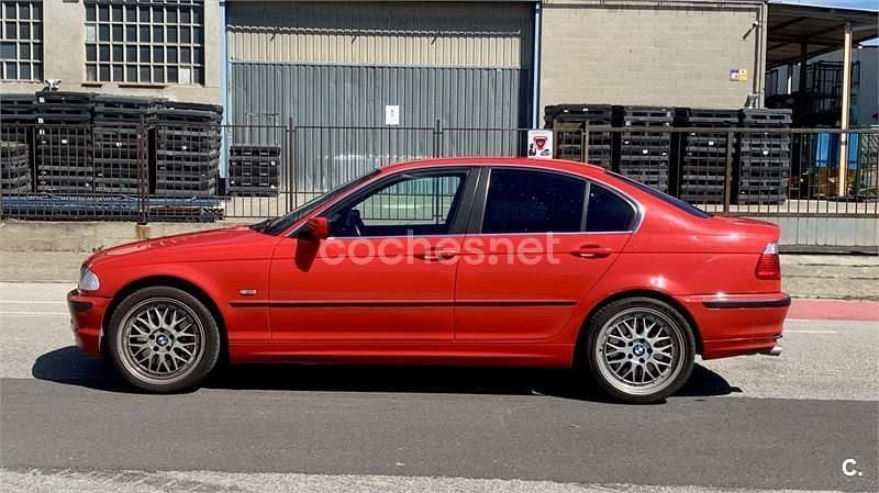 Usado BMW 330 Sport Line 231 CV (169 kW) 2000 Rojo Berlina