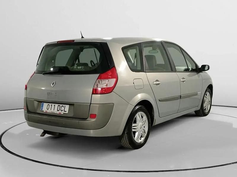 Begagnad Renault Scénic II Privilege 120 HK (88 kW) 2004 Minibuss