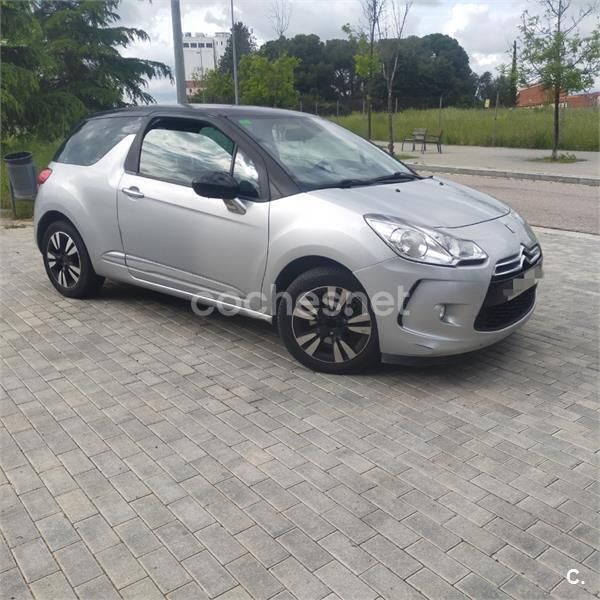 Gris / plata Usado 2011 Citroën DS3 Style Berlina | 5700 € (Buen precio) - Imagen 1/4