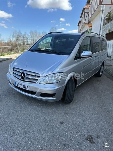 Usado Mercedes Viano 116 CV (85 kW) 2010 Gris / plata Monovolumen