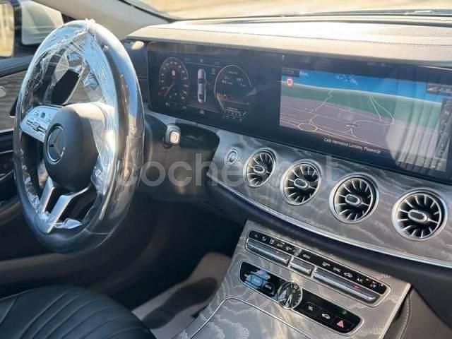 Usado Mercedes CLS300 245 CV (180 kW) 2018 Gris / plata Berlina