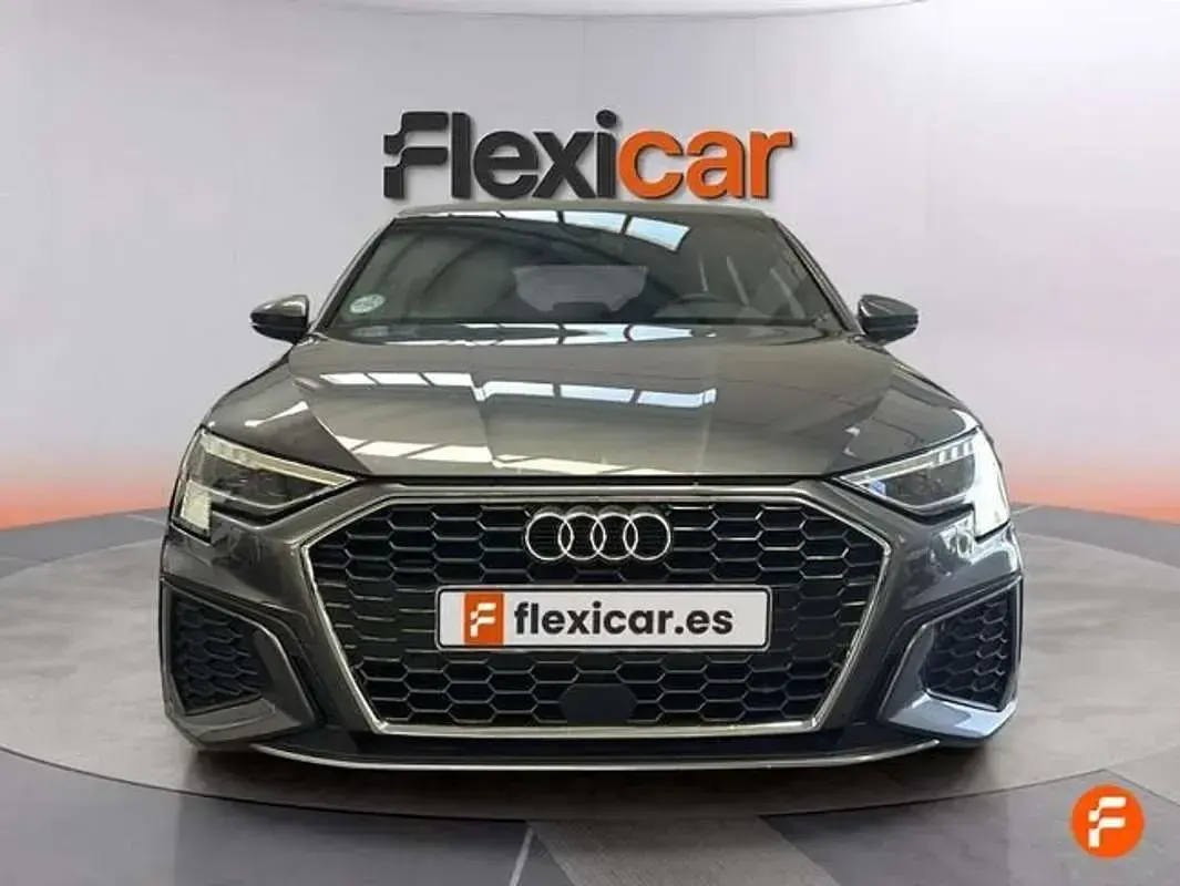 Usado Audi A3 S-Line 150 CV (110 kW) 2024 Gris Berlina