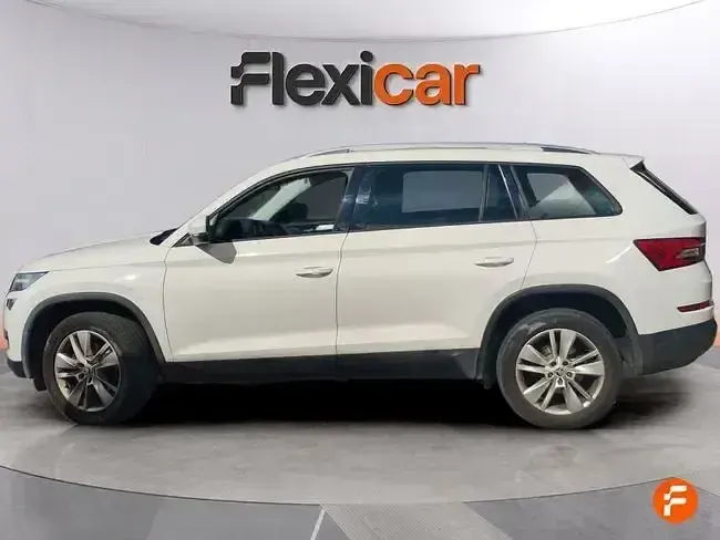 Usado Skoda Kodiaq Ambition 150 HP (110 kW) 2017 Branco SUV