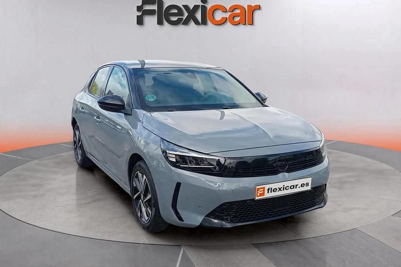 Gris Usado 2024 Opel Corsa Berlina | 13.590 € (Precio justo) - Imagen 1/4