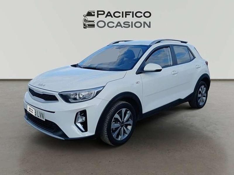 Usado Kia Stonic 101 CV (74 kW) 2021 Blanco SUV