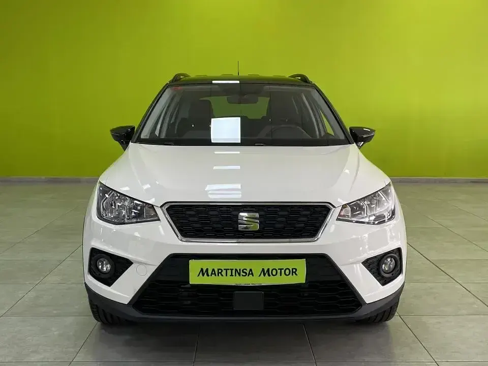 Usado Seat Arona Style 95 CV (69 kW) 2019 Blanco SUV