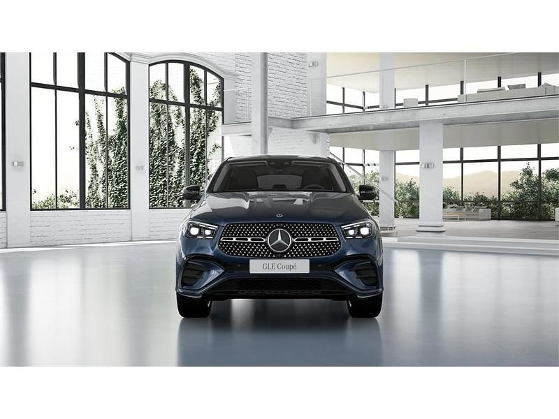 Usado Mercedes GLE300 269 CV (197 kW) 2024 Azul sodalita Coupe