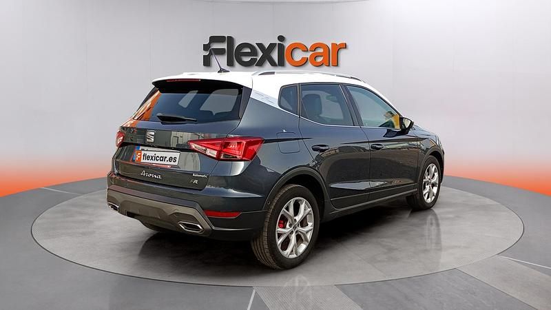 Usado Seat Arona FR 150 CV (110 kW) 2023 Gris SUV