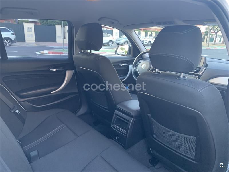 Gris / plata Usado 2016 BMW 116 Efficient Dynamics Utilitario | 14.500 € (Precio justo) - Imagen 1/4