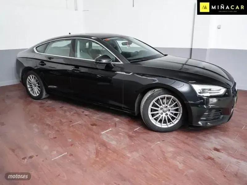 Usado Audi A5 Sportback 150 CV (110 kW) 2019 Negro Utilitario
