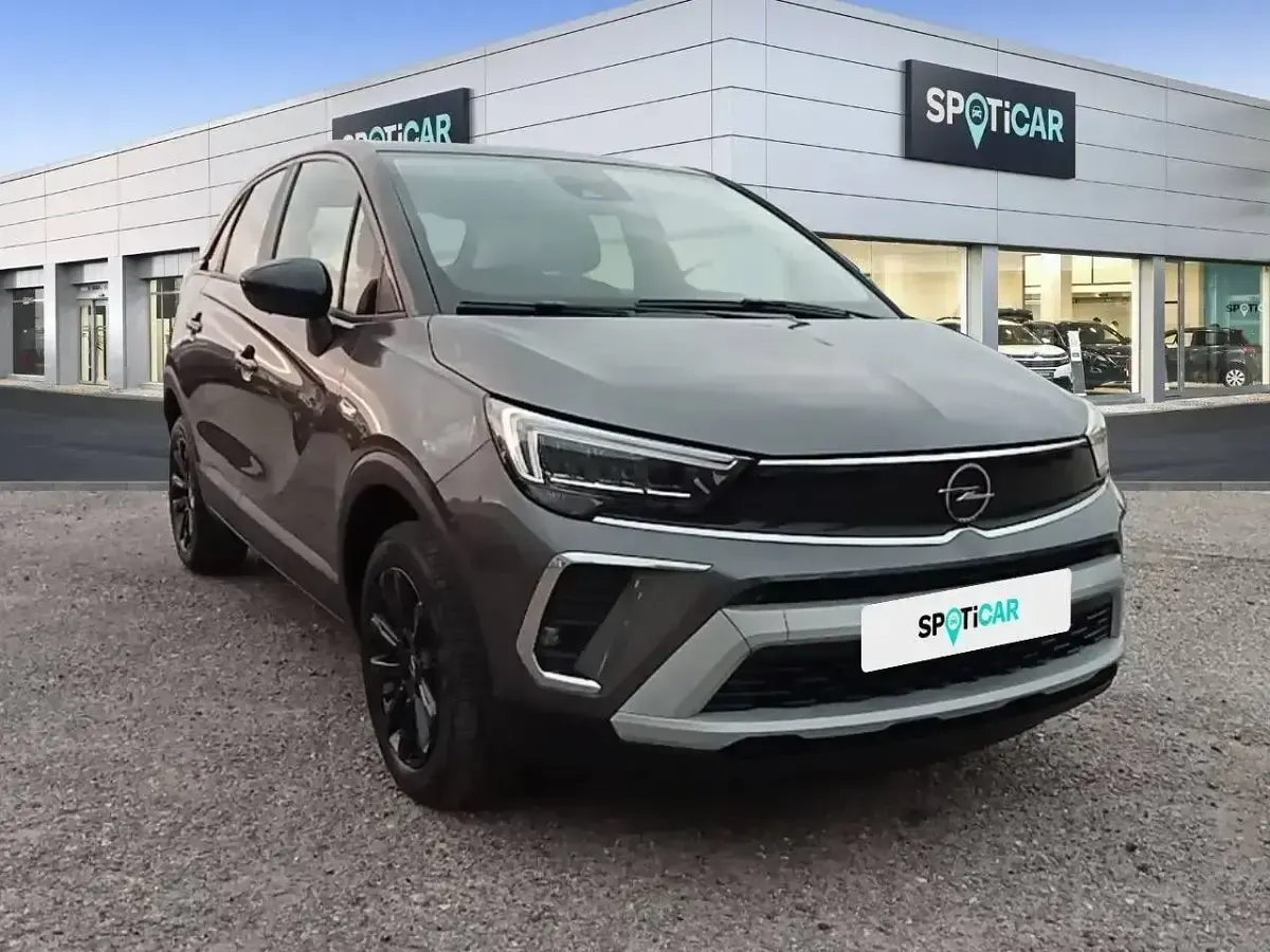 Usado Opel Crossland GS Line 110 CV (80 kW) 2021 Gris SUV